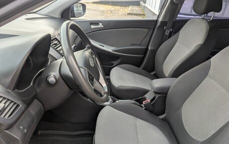 Hyundai Solaris II рестайлинг, 2012 год, 810 000 рублей, 14 фотография