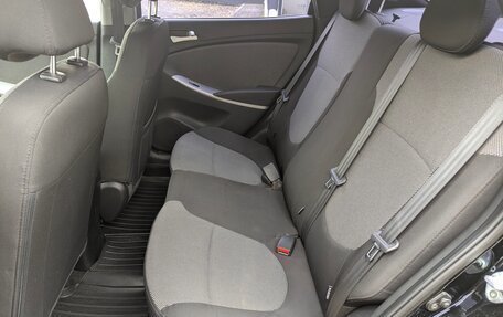 Hyundai Solaris II рестайлинг, 2012 год, 810 000 рублей, 17 фотография