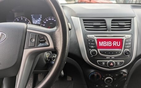 Hyundai Solaris II рестайлинг, 2012 год, 810 000 рублей, 22 фотография