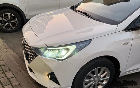 Hyundai Solaris II рестайлинг, 2021 год, 1 650 000 рублей, 8 фотография