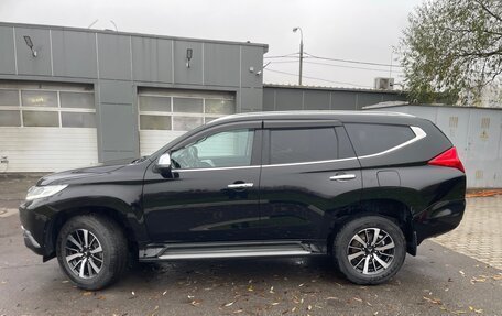 Mitsubishi Pajero Sport III рестайлинг, 2018 год, 4 089 000 рублей, 7 фотография