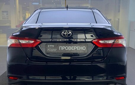 Toyota Camry, 2018 год, 2 365 000 рублей, 7 фотография