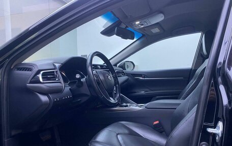 Toyota Camry, 2018 год, 2 365 000 рублей, 20 фотография