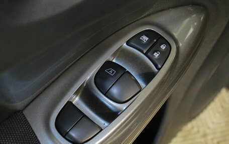 Nissan Juke II, 2011 год, 954 000 рублей, 14 фотография