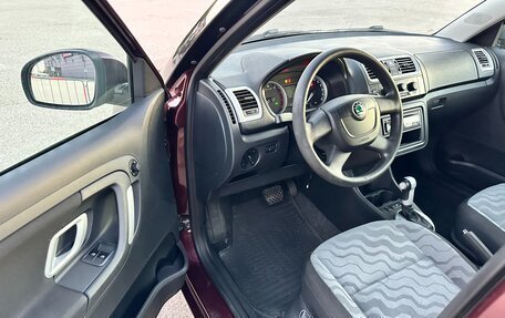 Skoda Fabia II, 2010 год, 747 000 рублей, 13 фотография