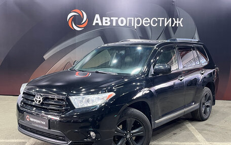 Toyota Highlander III, 2012 год, 1 890 000 рублей, 1 фотография