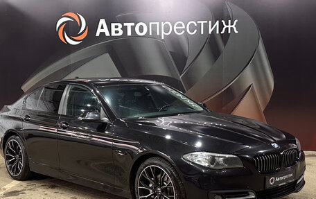 BMW 5 серия, 2016 год, 1 640 000 рублей, 3 фотография