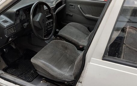 Opel Kadett E рестайлинг, 1987 год, 125 000 рублей, 10 фотография