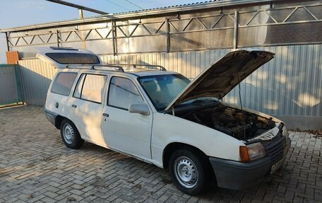 Opel Kadett E рестайлинг, 1987 год, 125 000 рублей, 15 фотография