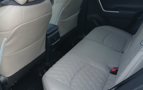 Toyota RAV4, 2021 год, 3 200 000 рублей, 3 фотография