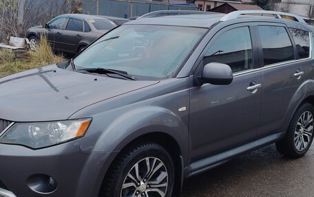 Mitsubishi Outlander III рестайлинг 3, 2008 год, 1 200 000 рублей, 3 фотография