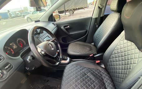 Volkswagen Polo VI (EU Market), 2017 год, 1 000 000 рублей, 11 фотография