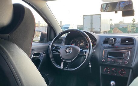 Volkswagen Polo VI (EU Market), 2017 год, 1 000 000 рублей, 17 фотография