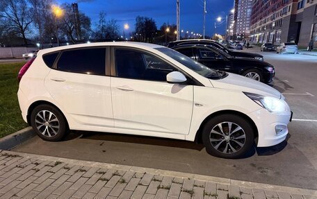 Hyundai Solaris II рестайлинг, 2016 год, 1 109 000 рублей, 2 фотография