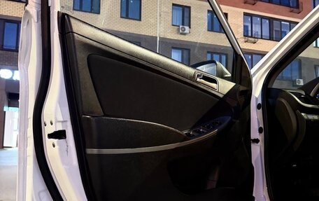 Hyundai Solaris II рестайлинг, 2016 год, 1 109 000 рублей, 23 фотография