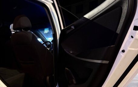 Hyundai Solaris II рестайлинг, 2016 год, 1 109 000 рублей, 26 фотография