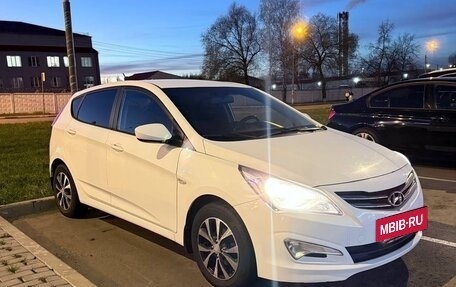 Hyundai Solaris II рестайлинг, 2016 год, 1 109 000 рублей, 34 фотография