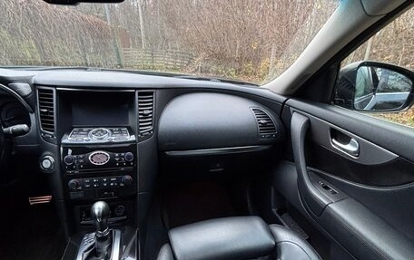 Infiniti QX70, 2017 год, 3 000 000 рублей, 14 фотография