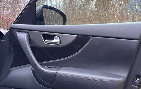 Infiniti QX70, 2017 год, 3 000 000 рублей, 25 фотография