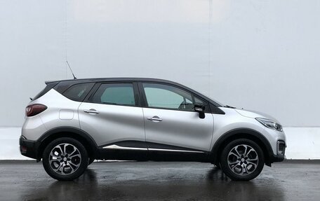 Renault Kaptur I рестайлинг, 2018 год, 1 595 000 рублей, 4 фотография