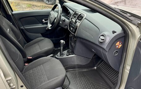 Renault Sandero II рестайлинг, 2016 год, 935 000 рублей, 11 фотография