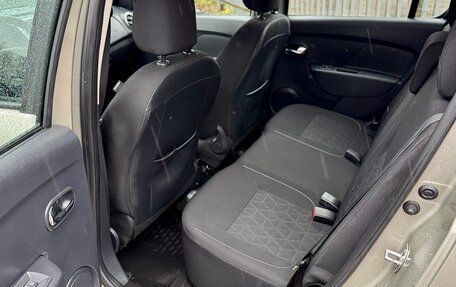 Renault Sandero II рестайлинг, 2016 год, 935 000 рублей, 23 фотография