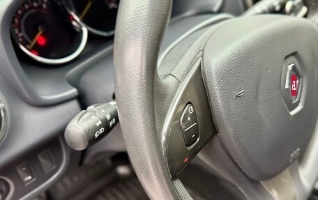 Renault Sandero II рестайлинг, 2016 год, 935 000 рублей, 13 фотография