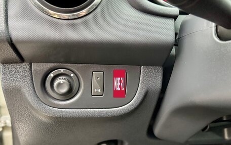 Renault Sandero II рестайлинг, 2016 год, 935 000 рублей, 21 фотография