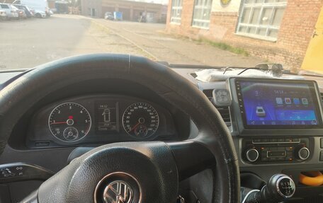 Volkswagen Caravelle T5, 2014 год, 1 770 000 рублей, 6 фотография