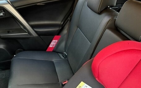 Toyota RAV4, 2018 год, 2 990 000 рублей, 9 фотография