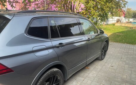 Volkswagen Tiguan II, 2021 год, 3 000 000 рублей, 5 фотография