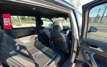 Volkswagen Tiguan II, 2021 год, 3 000 000 рублей, 12 фотография