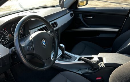 BMW 3 серия, 2011 год, 1 250 000 рублей, 14 фотография