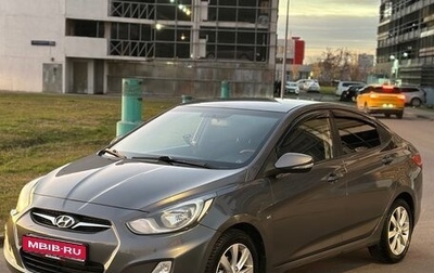 Hyundai Solaris II рестайлинг, 2011 год, 740 000 рублей, 1 фотография