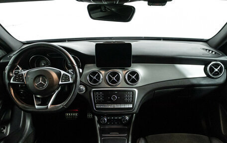 Mercedes-Benz CLA, 2019 год, 2 469 898 рублей, 13 фотография