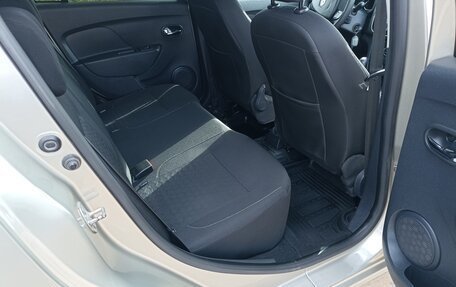 Renault Logan II, 2014 год, 720 000 рублей, 16 фотография