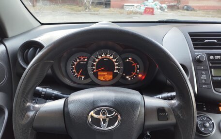 Toyota RAV4, 2011 год, 1 850 000 рублей, 5 фотография