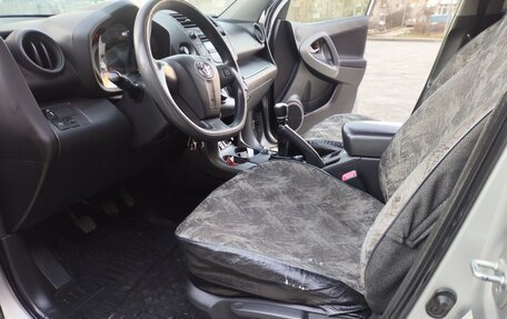 Toyota RAV4, 2011 год, 1 850 000 рублей, 11 фотография