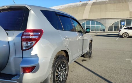 Toyota RAV4, 2011 год, 1 850 000 рублей, 20 фотография