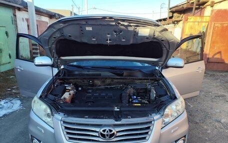 Toyota RAV4, 2011 год, 1 850 000 рублей, 12 фотография