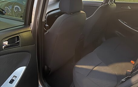 Hyundai Solaris II рестайлинг, 2011 год, 740 000 рублей, 12 фотография