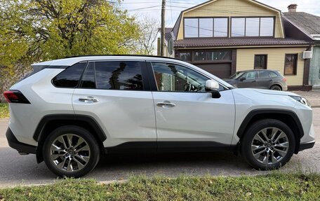 Toyota RAV4, 2022 год, 4 500 000 рублей, 7 фотография