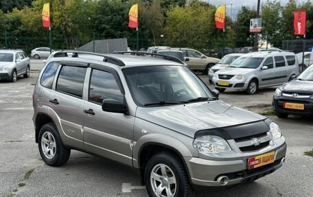 Chevrolet Niva I рестайлинг, 2014 год, 531 000 рублей, 3 фотография