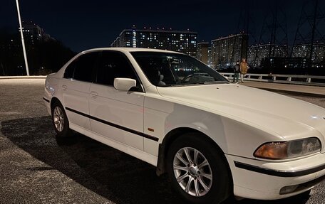BMW 5 серия, 1998 год, 1 150 000 рублей, 3 фотография