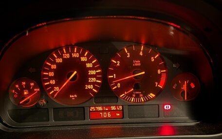 BMW 5 серия, 1998 год, 1 150 000 рублей, 14 фотография