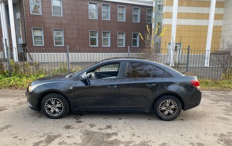 Chevrolet Cruze II, 2010 год, 540 000 рублей, 7 фотография