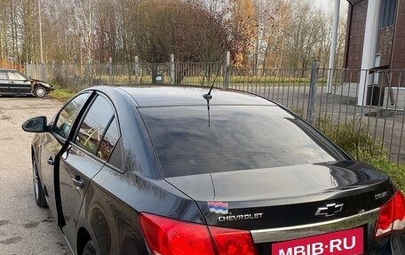 Chevrolet Cruze II, 2010 год, 540 000 рублей, 10 фотография
