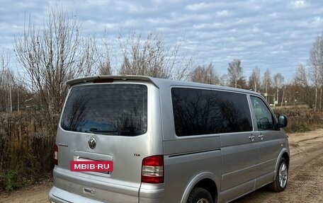 Volkswagen Multivan T5, 2006 год, 950 000 рублей, 3 фотография