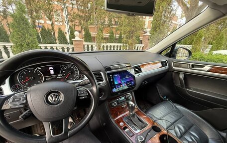 Volkswagen Touareg III, 2013 год, 1 950 000 рублей, 17 фотография