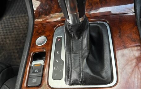 Volkswagen Touareg III, 2013 год, 1 950 000 рублей, 26 фотография